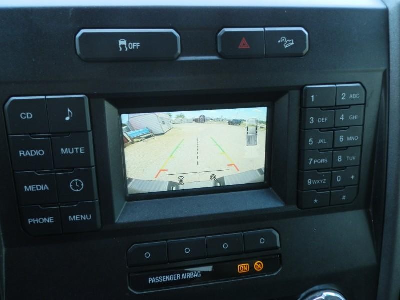 Ford Super Duty F-250 SRW Vehicle Full-screen Gallery Image 16