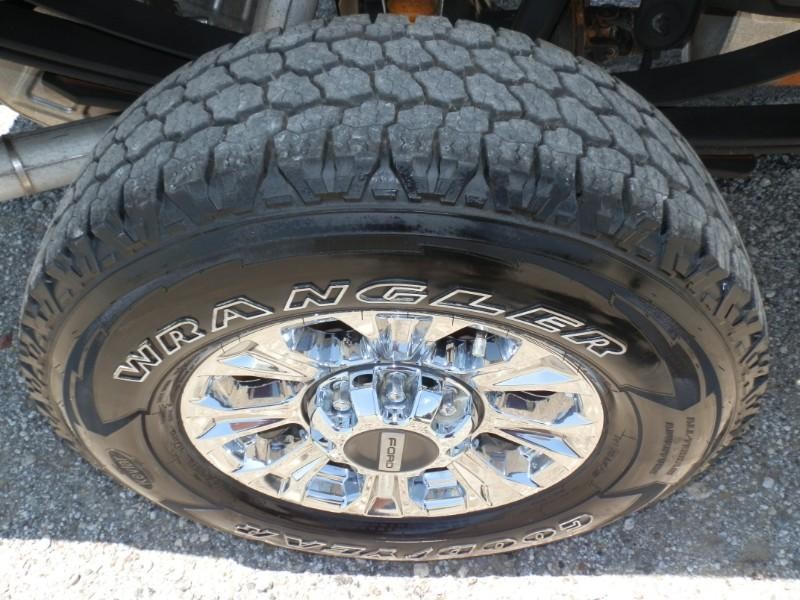 Ford Super Duty F-250 SRW Vehicle Full-screen Gallery Image 34