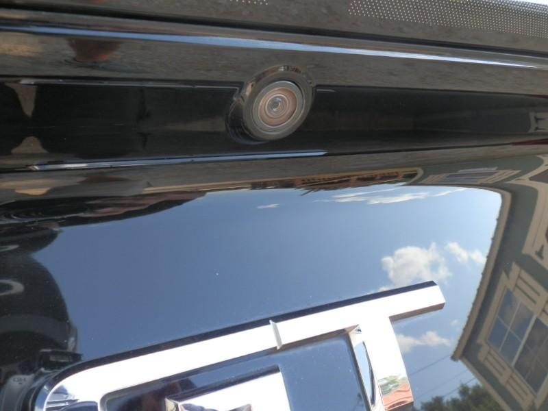 Ford Mustang Vehicle Full-screen Gallery Image 32