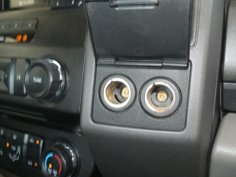 Ford Super Duty F-250 Vehicle Full-screen Gallery Image 19