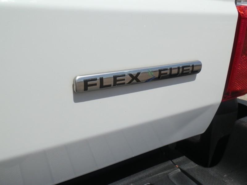 Ford Super Duty F-250 Vehicle Full-screen Gallery Image 33