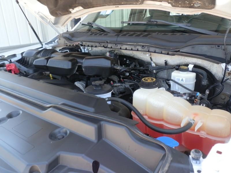 Ford Super Duty F-250 Vehicle Full-screen Gallery Image 39