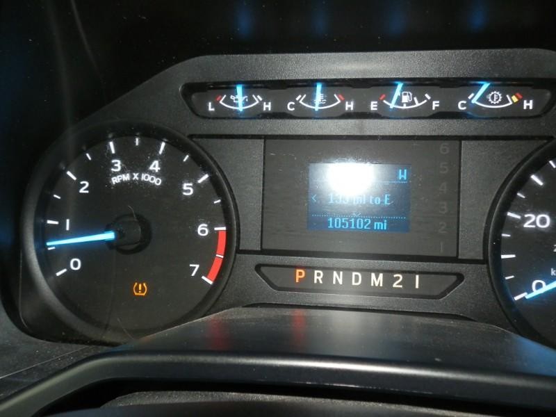 Ford Super Duty F-250 Vehicle Full-screen Gallery Image 40