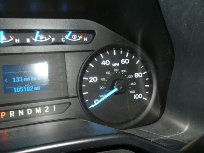 Ford Super Duty F-250 Vehicle Full-screen Gallery Image 41