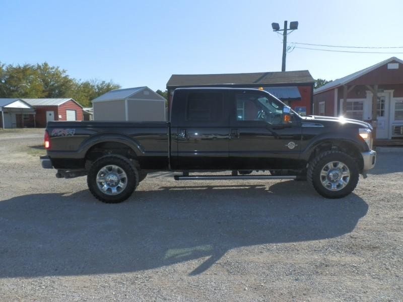 Ford Super Duty F-250 Vehicle Full-screen Gallery Image 06