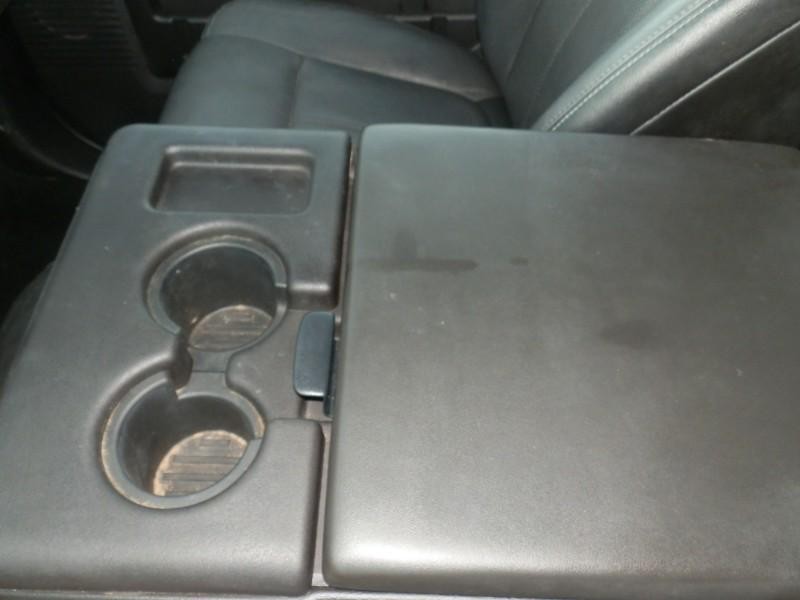 Ford Super Duty F-250 Vehicle Full-screen Gallery Image 30