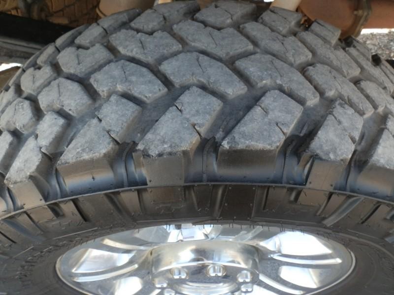 Ford Super Duty F-250 Vehicle Full-screen Gallery Image 35