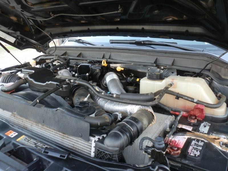 Ford Super Duty F-250 Vehicle Full-screen Gallery Image 41