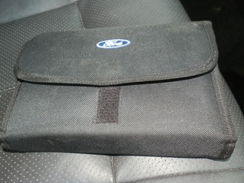 Ford Super Duty F-250 Vehicle Full-screen Gallery Image 42