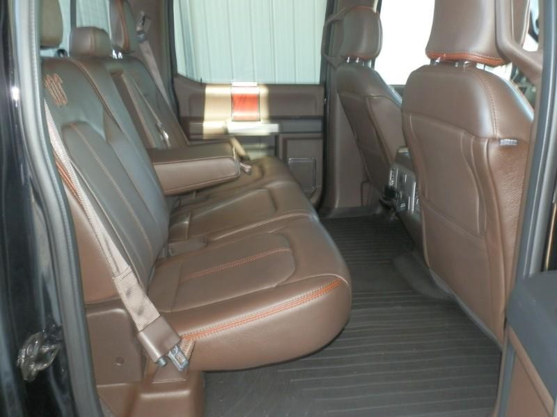 Ford F-150 Vehicle Full-screen Gallery Image 12