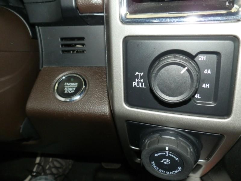 Ford F-150 Vehicle Full-screen Gallery Image 21