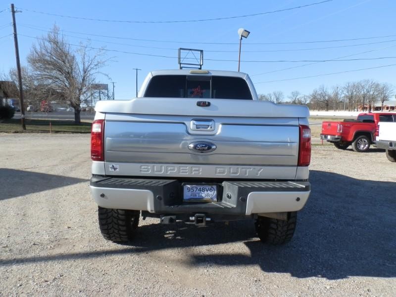 Ford F-250 Vehicle Full-screen Gallery Image 08