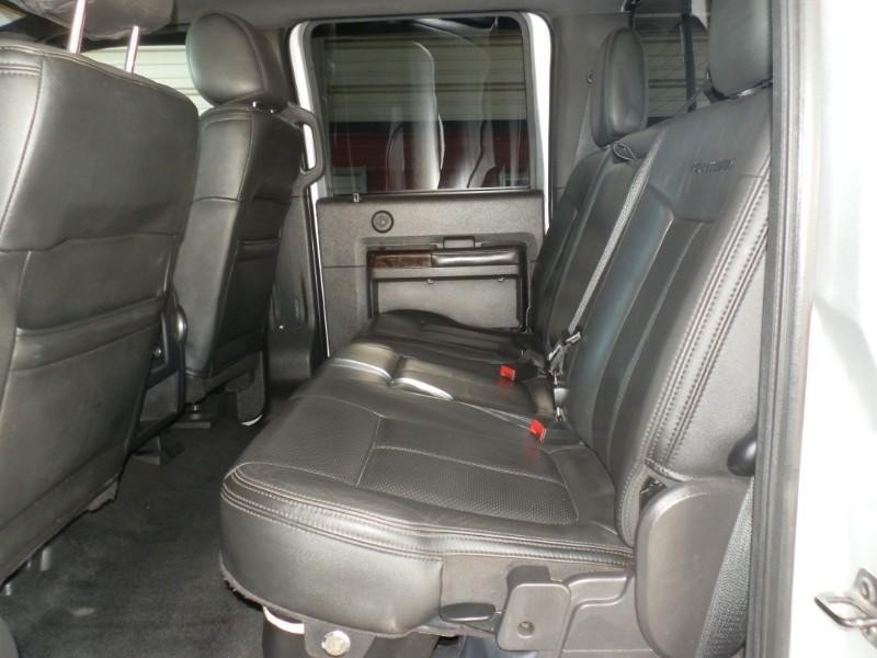 Ford F-250 Vehicle Full-screen Gallery Image 13