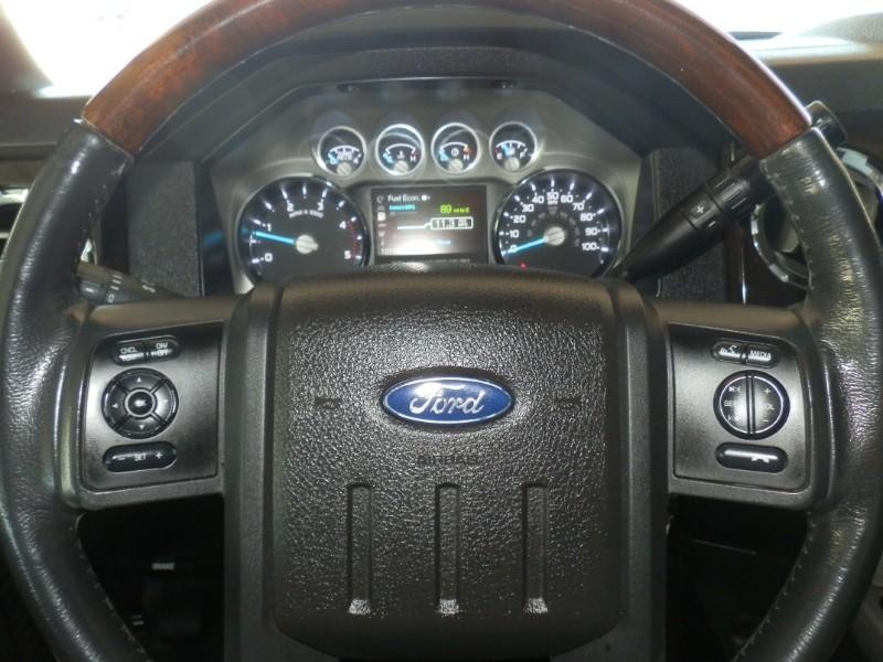 Ford F-250 Vehicle Full-screen Gallery Image 16