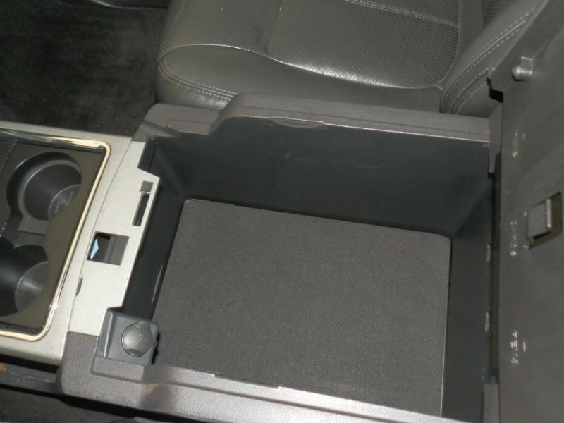 Ford F-250 Vehicle Full-screen Gallery Image 28