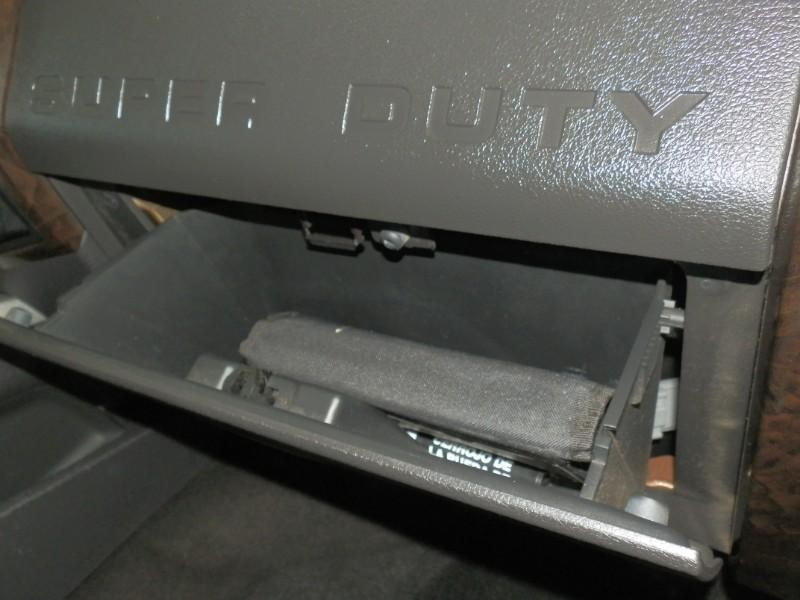 Ford F-250 Vehicle Full-screen Gallery Image 30