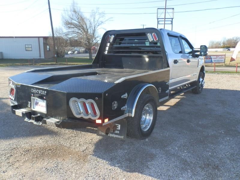 Ford Super Duty F-350 DRW Vehicle Full-screen Gallery Image 04