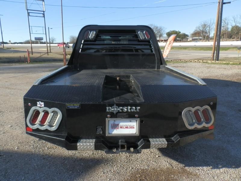 Ford Super Duty F-350 DRW Vehicle Full-screen Gallery Image 06