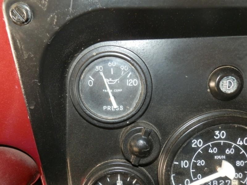 HUMMER H1 Vehicle Full-screen Gallery Image 16