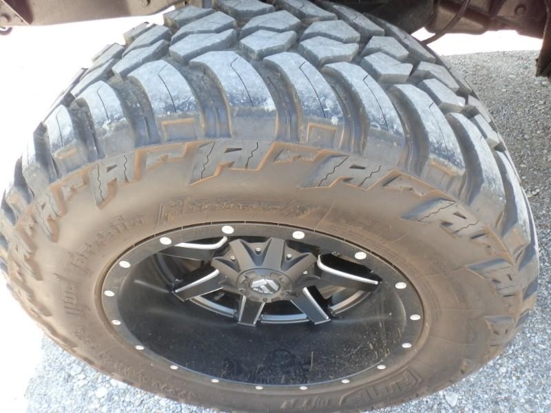 HUMMER H1 Vehicle Full-screen Gallery Image 27