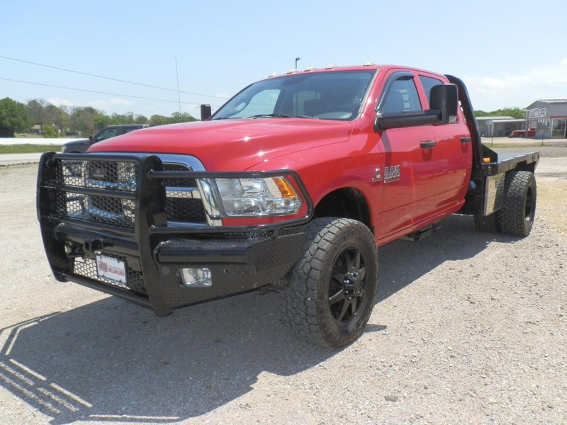Ram 3500 Vehicle Full-screen Gallery Image 01