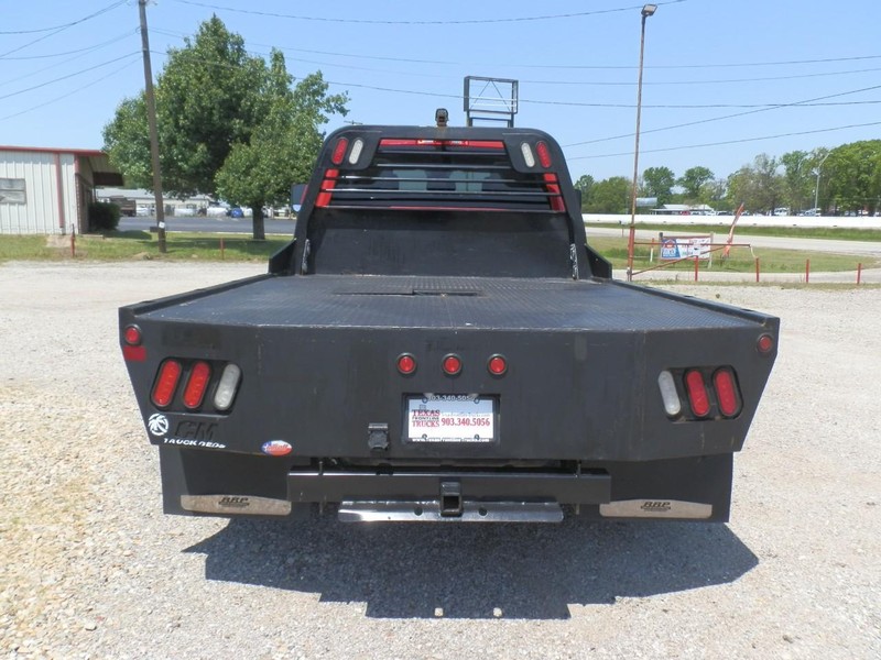 Ram 3500 Vehicle Full-screen Gallery Image 07