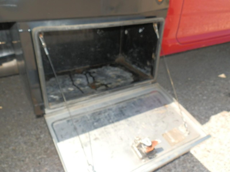 Ram 3500 Vehicle Full-screen Gallery Image 11