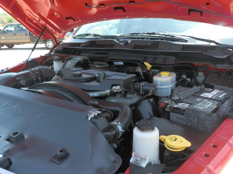 Ram 3500 Vehicle Full-screen Gallery Image 33