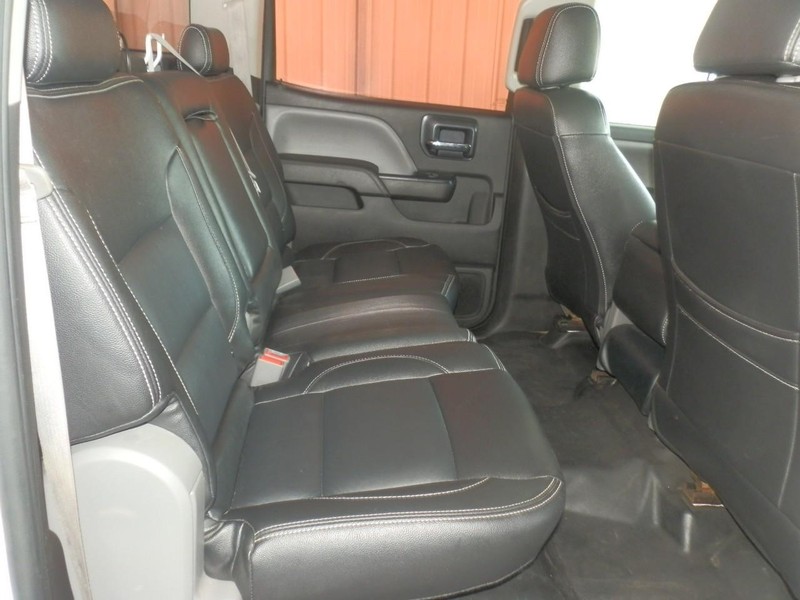 Chevrolet Silverado 2500 Vehicle Full-screen Gallery Image 12