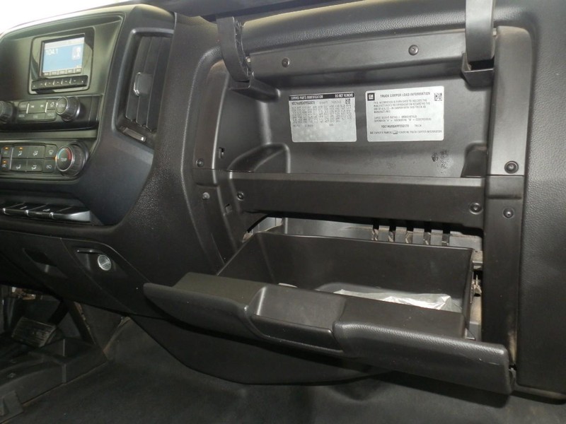 Chevrolet Silverado 2500 Vehicle Full-screen Gallery Image 25