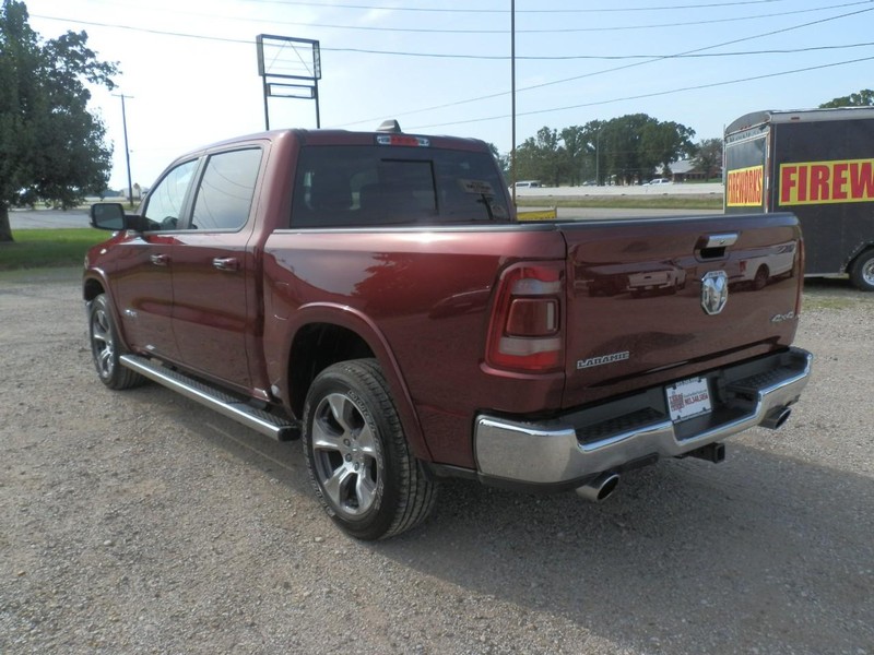 Ram 1500 Vehicle Full-screen Gallery Image 02