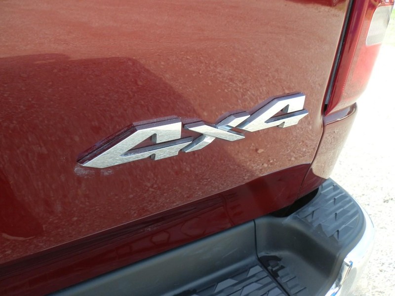 Ram 1500 Vehicle Full-screen Gallery Image 11