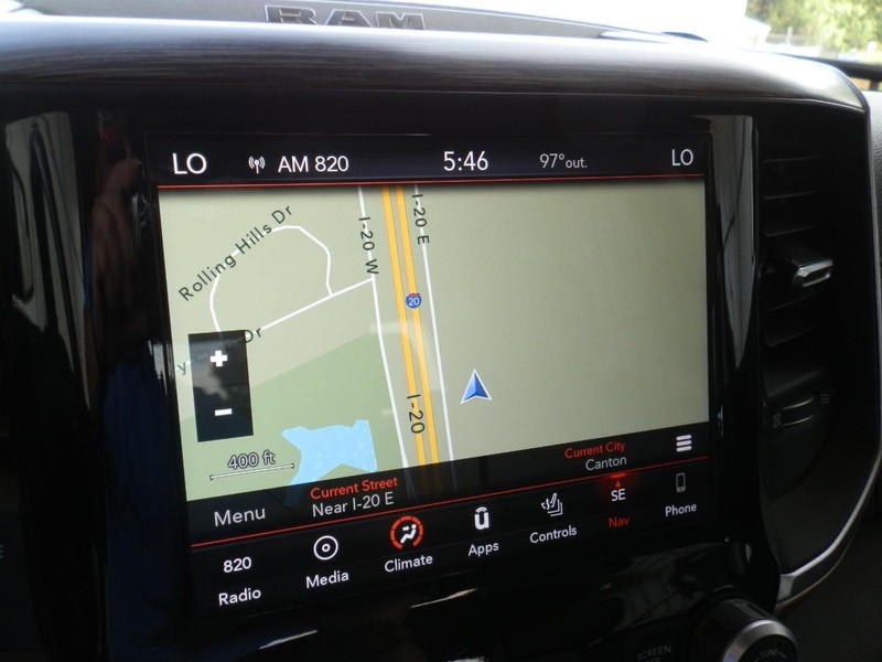 Ram 1500 Vehicle Full-screen Gallery Image 15