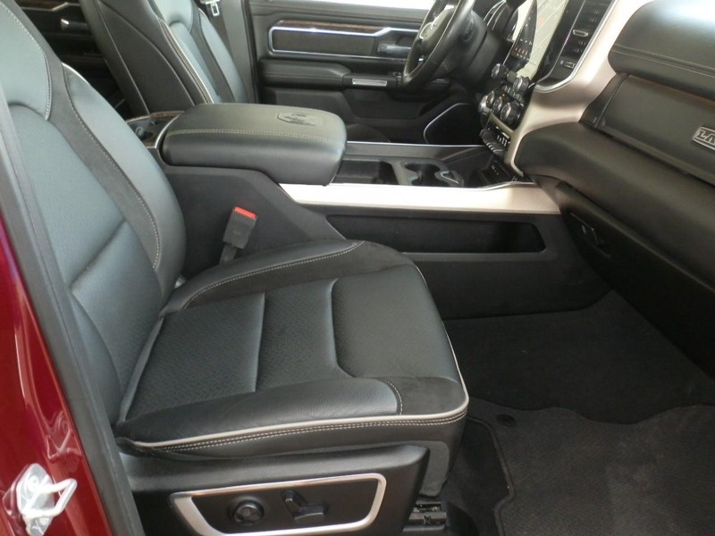 Ram 1500 Vehicle Full-screen Gallery Image 19