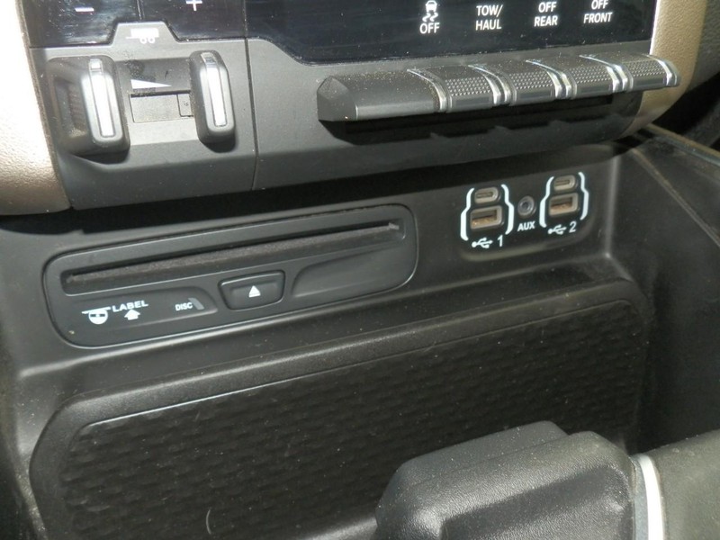 Ram 1500 Vehicle Full-screen Gallery Image 28