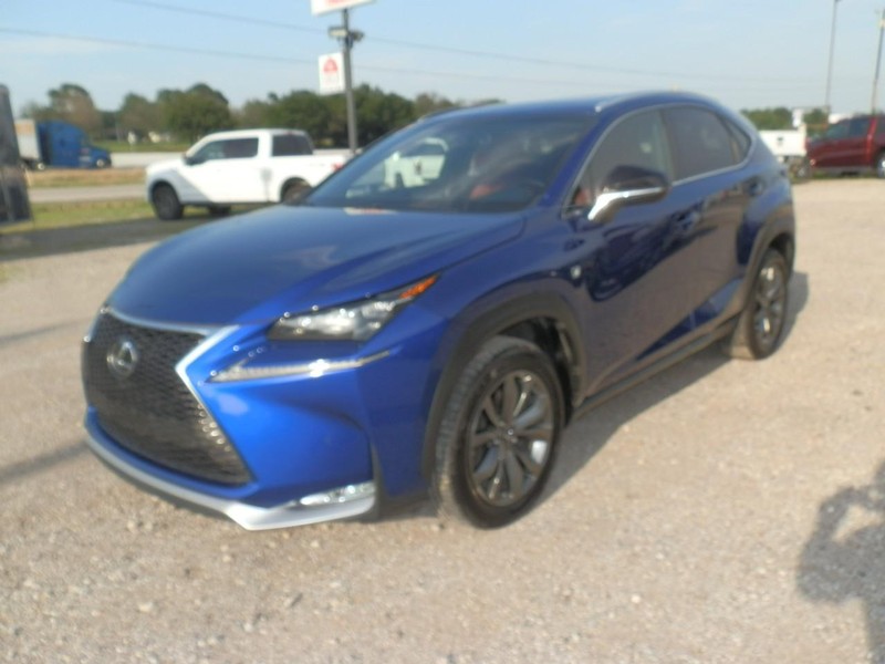 Lexus NX 200t Vehicle Full-screen Gallery Image 01