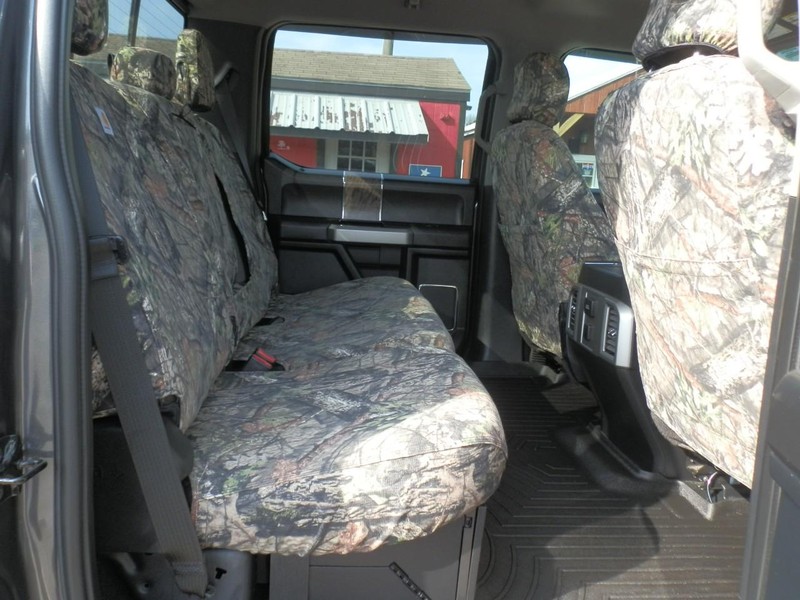 Ford Super Duty F-250 Vehicle Full-screen Gallery Image 12