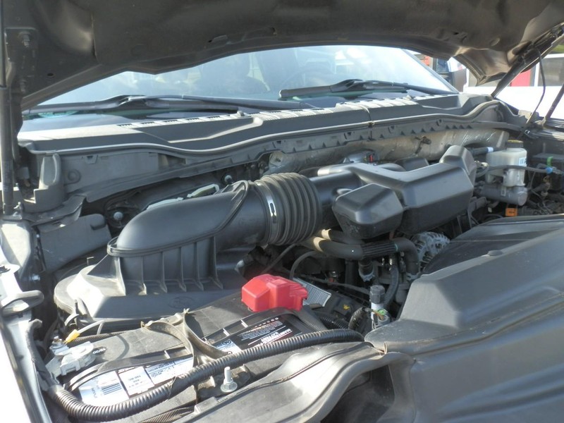 Ford Super Duty F-250 Vehicle Full-screen Gallery Image 43