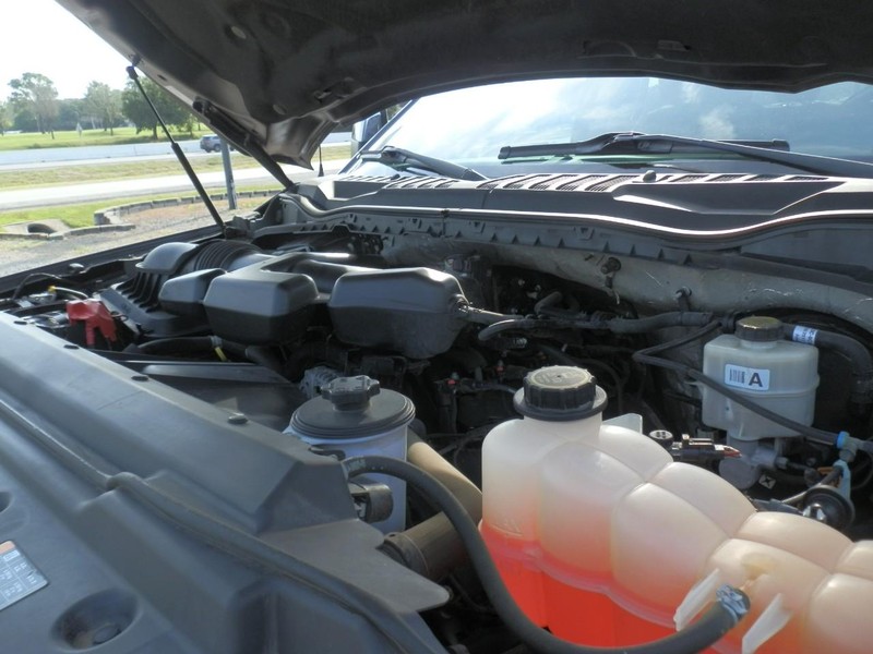 Ford Super Duty F-250 Vehicle Full-screen Gallery Image 44