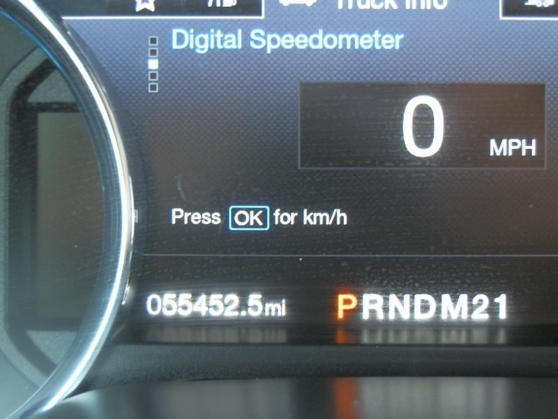 Ford Super Duty F-250 Vehicle Full-screen Gallery Image 47