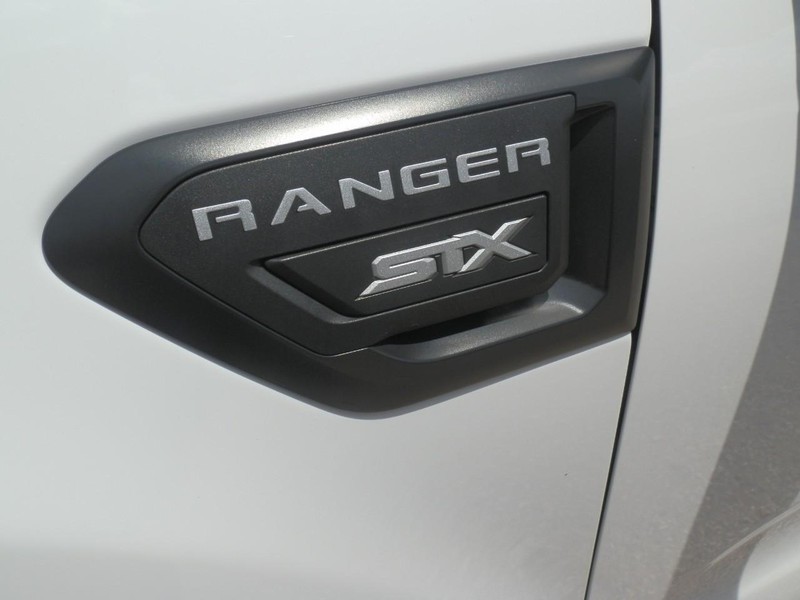 Ford Ranger Vehicle Full-screen Gallery Image 10