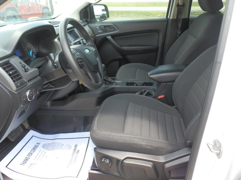 Ford Ranger Vehicle Full-screen Gallery Image 11