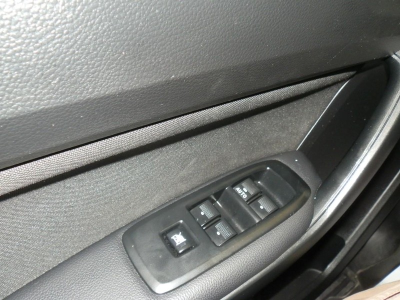 Ford Ranger Vehicle Full-screen Gallery Image 19