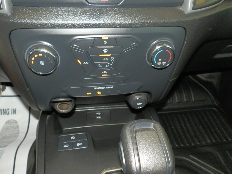 Ford Ranger Vehicle Full-screen Gallery Image 20