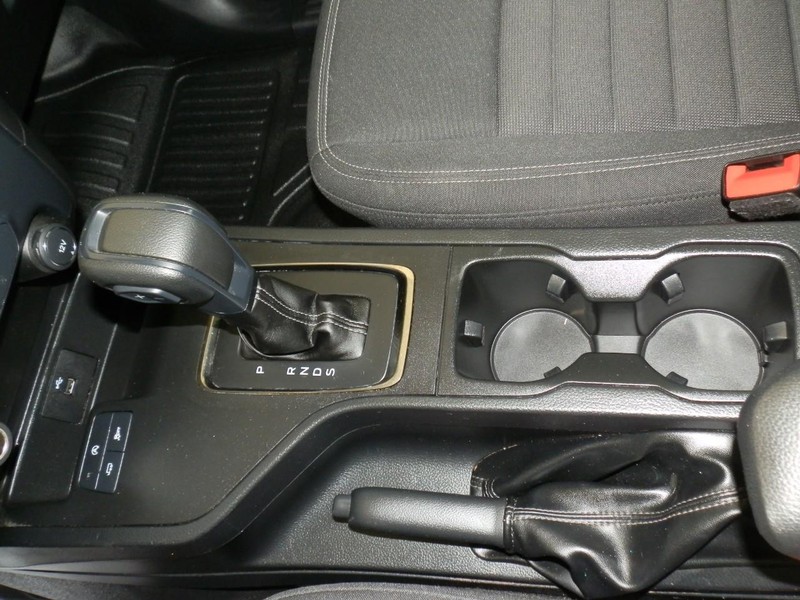 Ford Ranger Vehicle Full-screen Gallery Image 23