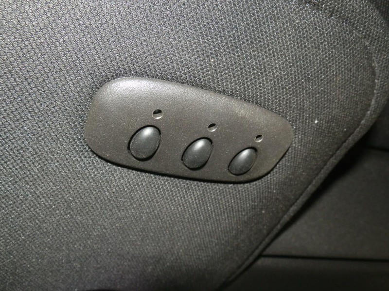 Chevrolet Corvette Vehicle Full-screen Gallery Image 21