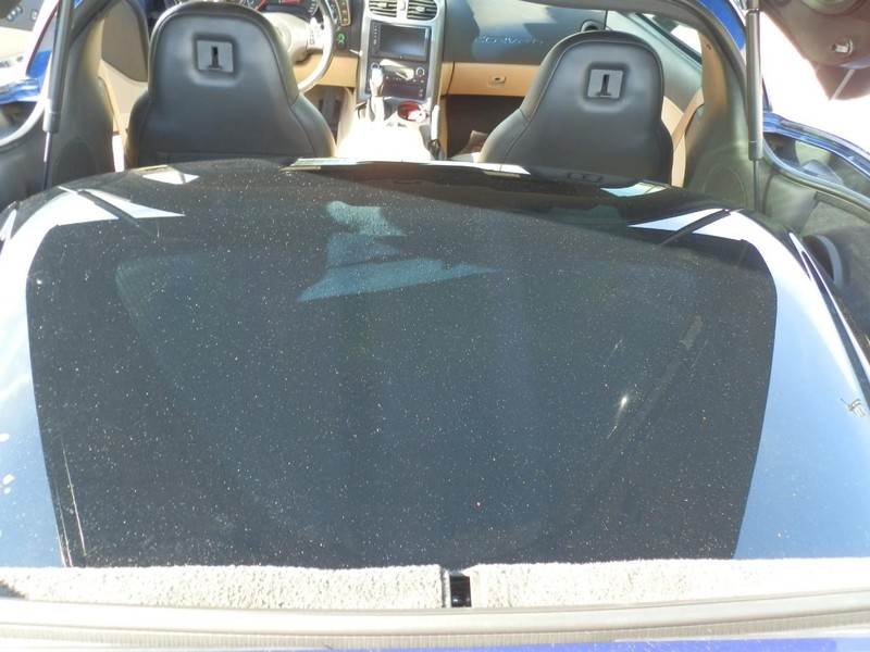 Chevrolet Corvette Vehicle Full-screen Gallery Image 29