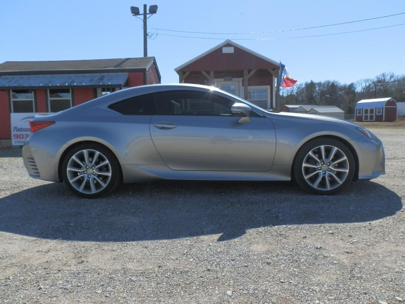 Lexus RC 350 Vehicle Full-screen Gallery Image 06