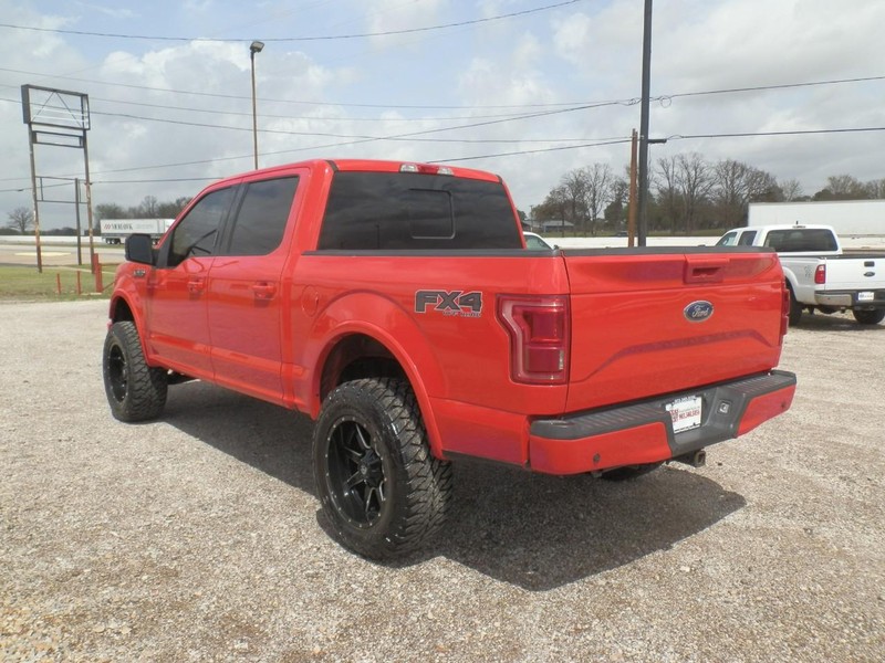 Ford F-150 Vehicle Full-screen Gallery Image 02
