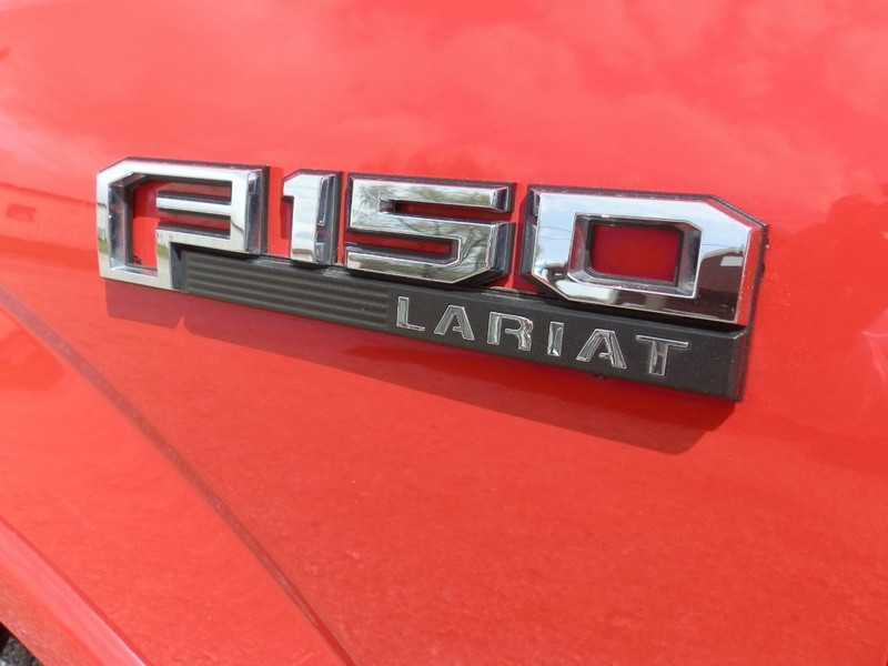 Ford F-150 Vehicle Full-screen Gallery Image 10